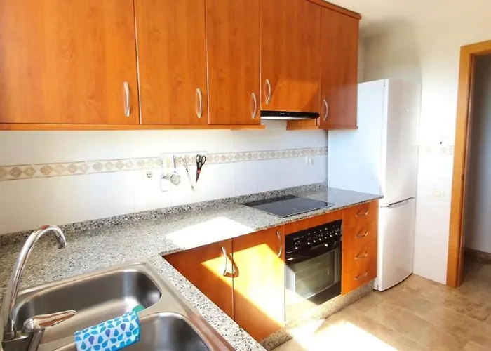 Urb Catamaran Iii Vac024 Denirent